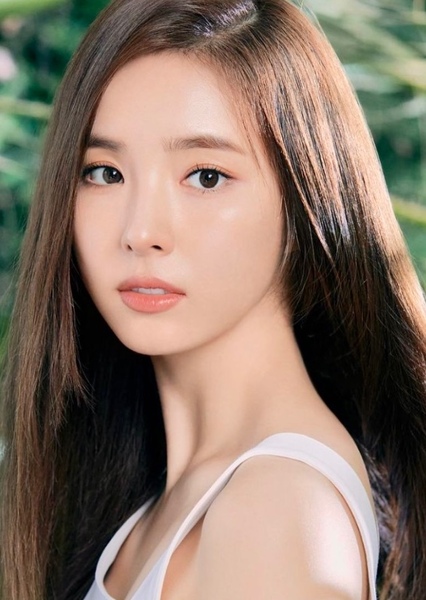 Shin Sae-kyeong photo
