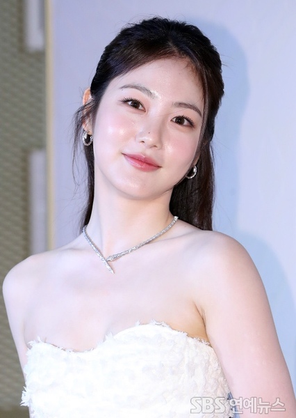 Shin Ye-eun photo