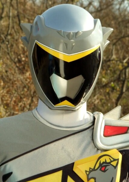 Shinya Tsukouchi/Kyoryu Gray (II) photo