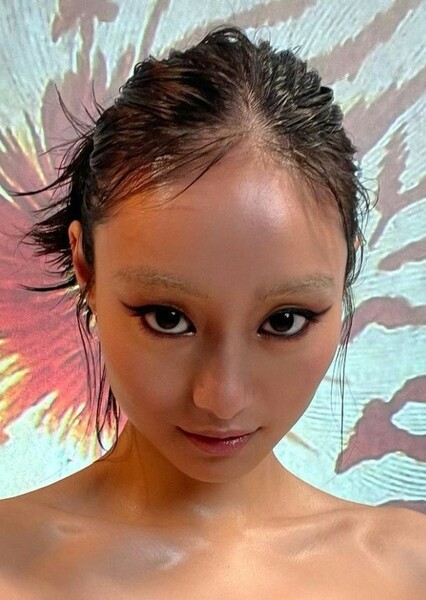 Shioli Kutsuna photo