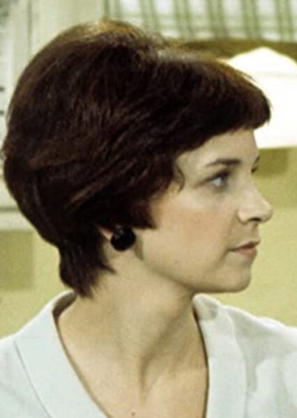 Shirley Feeney photo