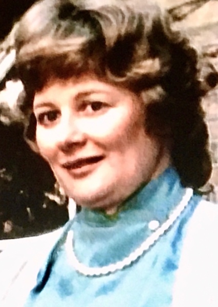 Shirley Knight photo