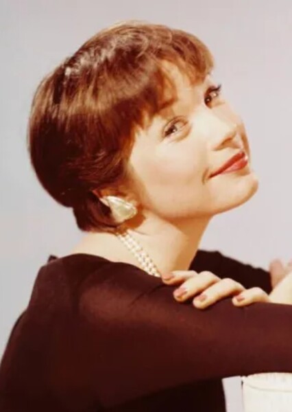 Shirley MacLaine photo