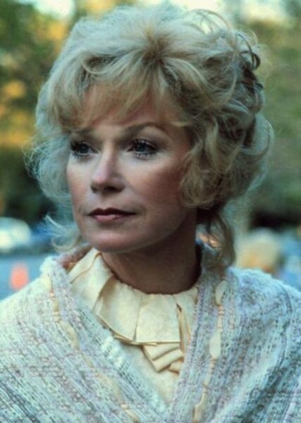 Shirley MacLaine