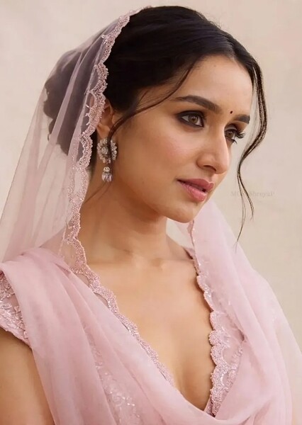 Shraddha Kapoor photo