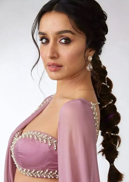Shraddha Kapoor photo