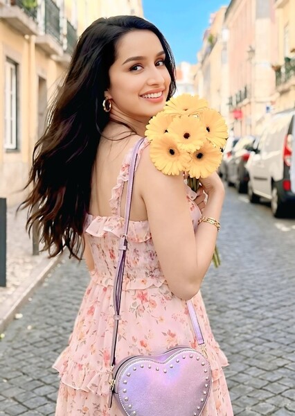 Shraddha Kapoor photo