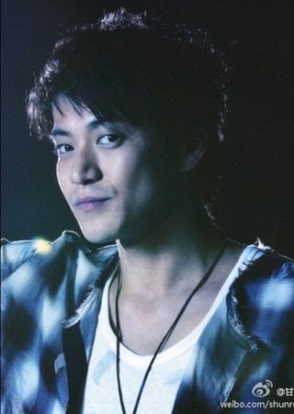 Shun Oguri photo