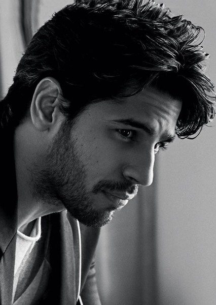 Sidharth Malhotra photo