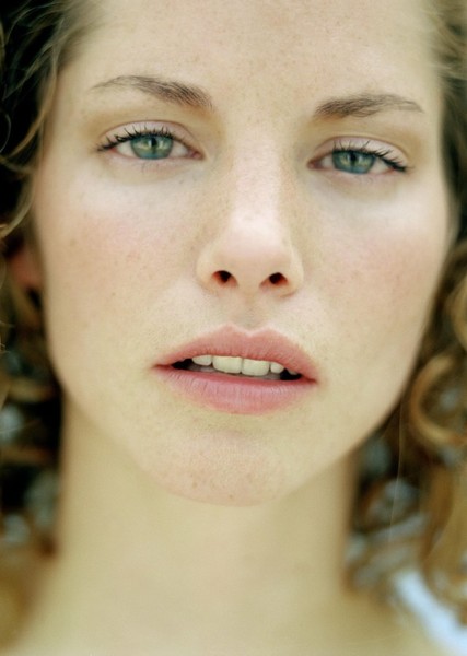 Sienna Guillory photo
