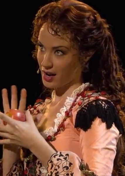 Sierra Boggess