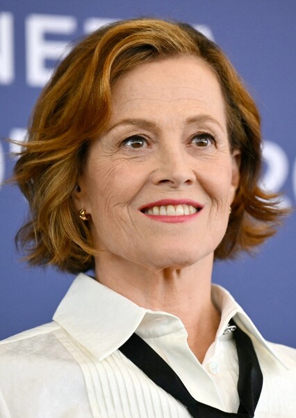 Sigourney Weaver photo