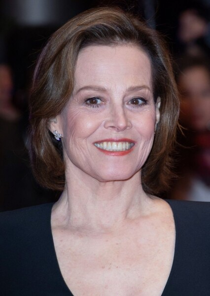 Sigourney Weaver photo