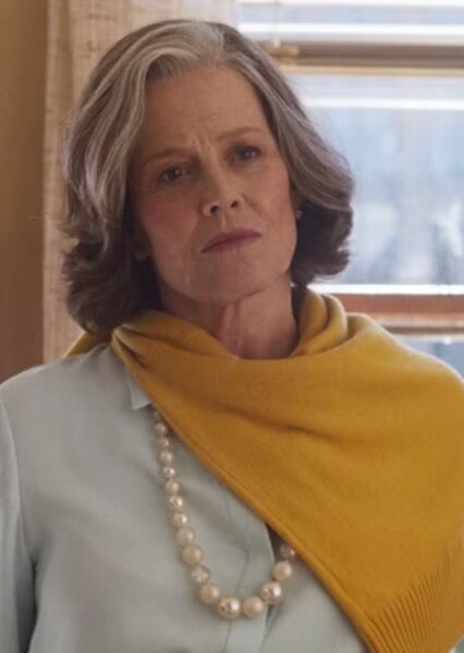 Sigourney Weaver photo