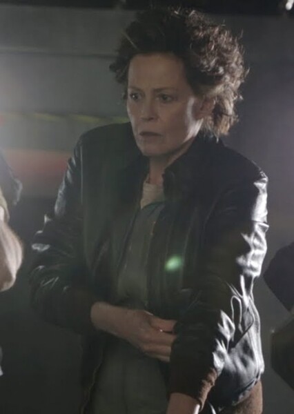 Sigourney Weaver photo