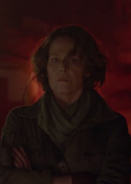 Sigourney Weaver photo