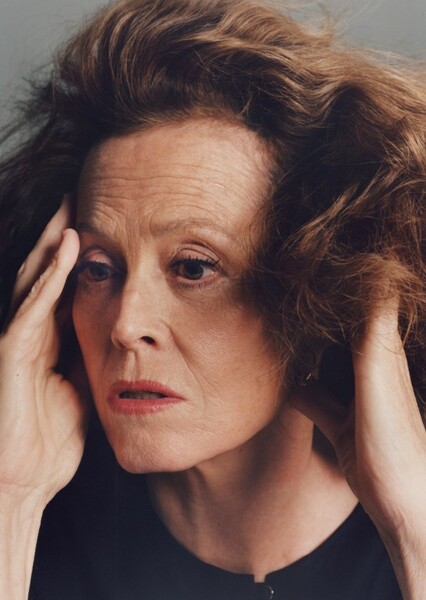 Sigourney Weaver photo