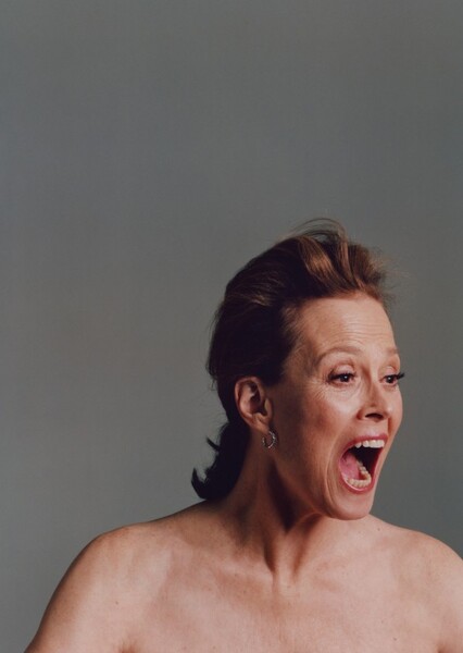 Sigourney Weaver photo