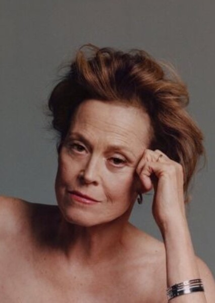 Sigourney Weaver photo