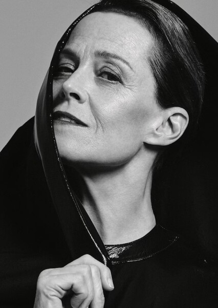 Sigourney Weaver photo