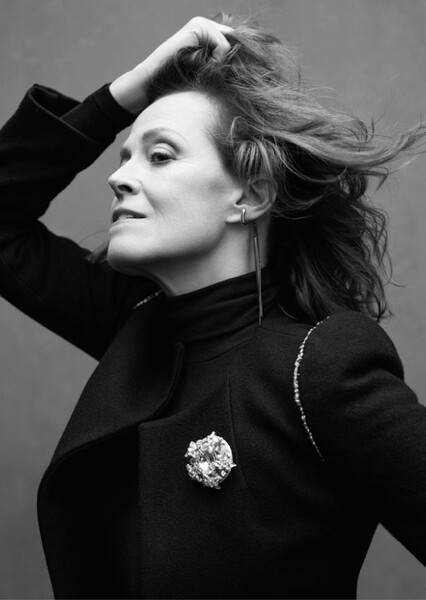Sigourney Weaver photo