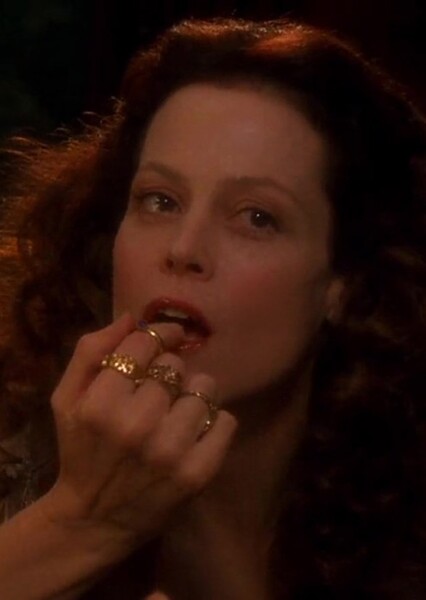 Sigourney Weaver photo