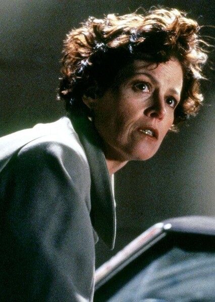Sigourney Weaver photo