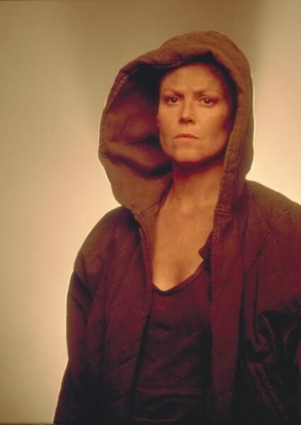 Sigourney Weaver photo