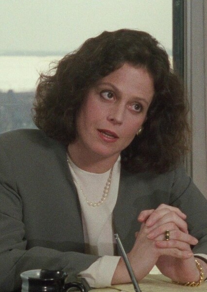 Sigourney Weaver photo