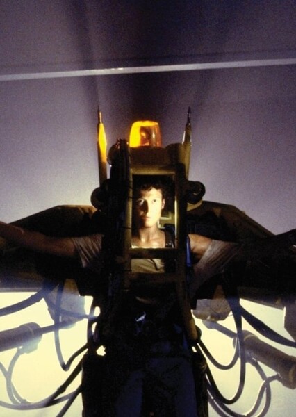 Sigourney Weaver photo