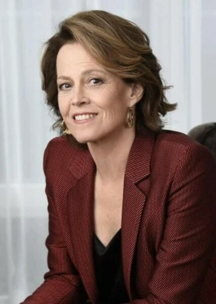 Sigourney Weaver