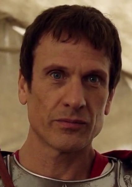 Simon Merrells photo
