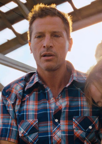 Simon Rex photo