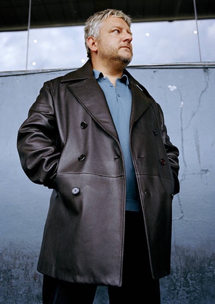 Simon Russell Beale