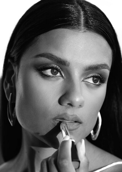 Simone Ashley photo