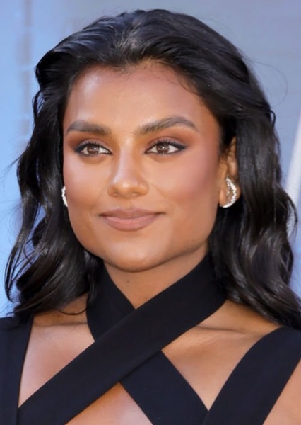 Simone Ashley photo