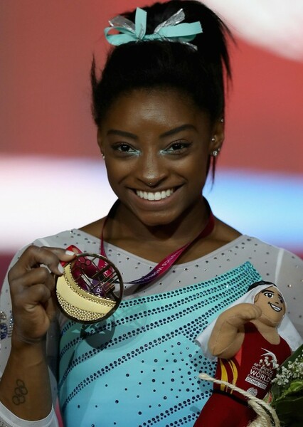 Simone Biles photo