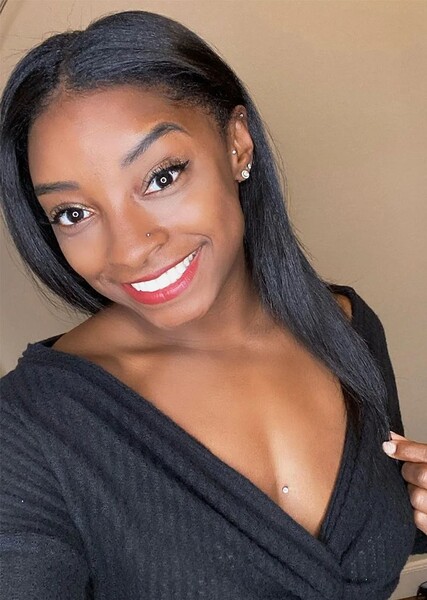 Simone Biles photo