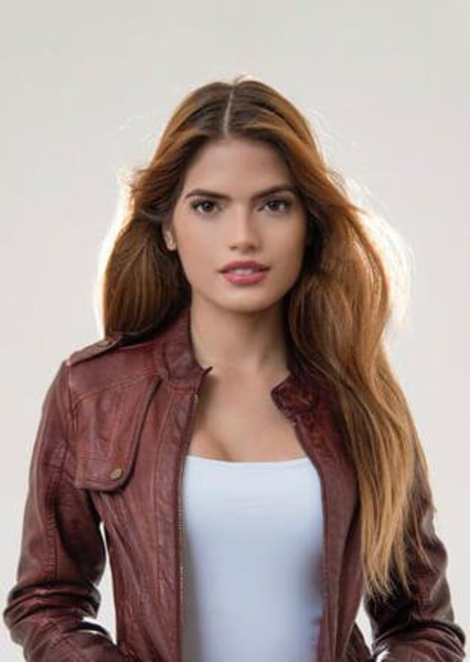 Simoné Marval photo