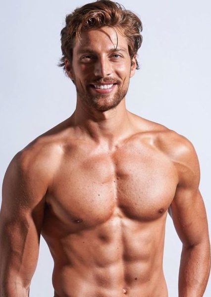Simone Susinna photo