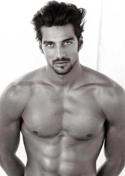Simone Susinna photo