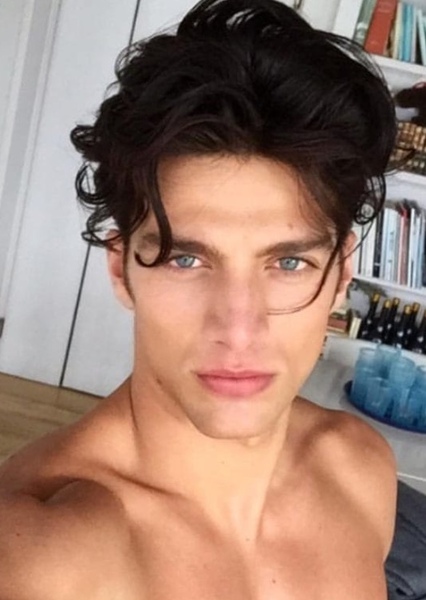 Simone Susinna photo