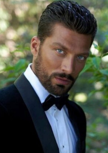 Simone Susinna photo