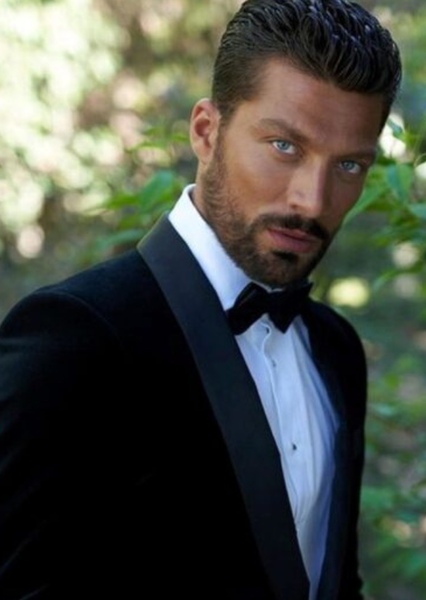 Simone Susinna photo