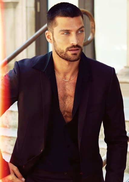 Simone Susinna photo