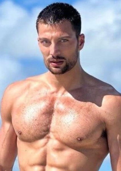 Simone Susinna photo