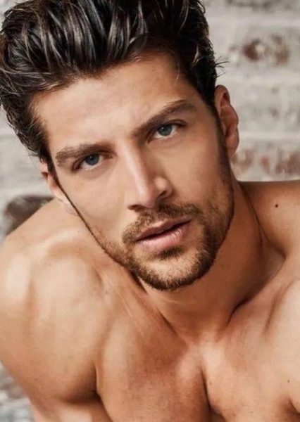 Simone Susinna photo