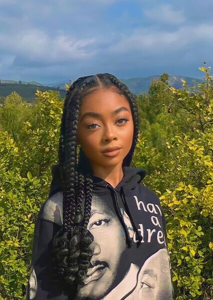 Skai Jackson photo