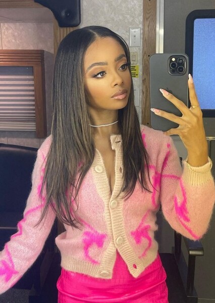 Skai Jackson photo