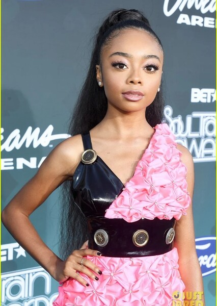 Skai Jackson photo